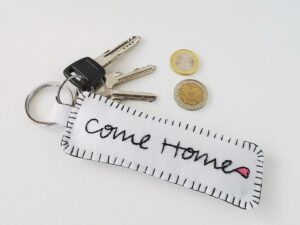How to transfer pattern with tissue paper 2 Key chain with embroidered Come Home phrase